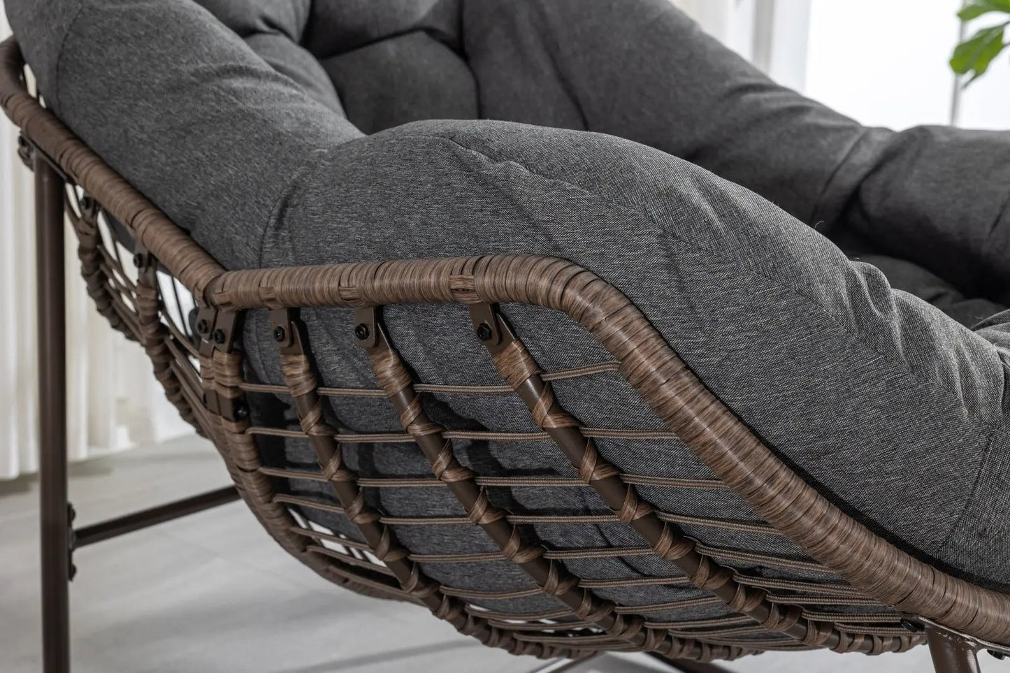 LuneluX_Home – Outdoor Rocking Lounge Chair with Cushion (Grey) Carmine Juneberry